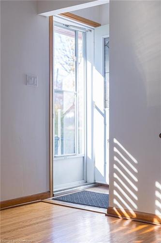 1371 Mountain Grove Avenue, Burlington, ON - Indoor Photo Showing Other Room