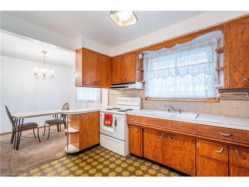 375 Bunting Road, St. Catharines, ON - Indoor Photo Showing Kitchen