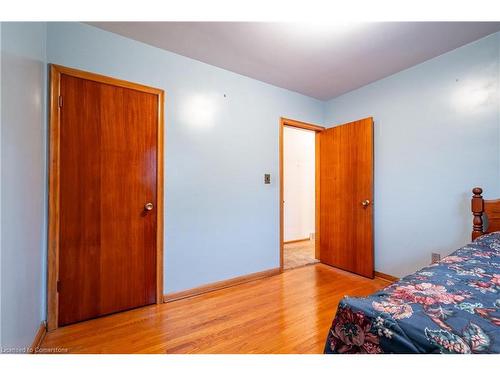 375 Bunting Road, St. Catharines, ON - Indoor Photo Showing Bedroom