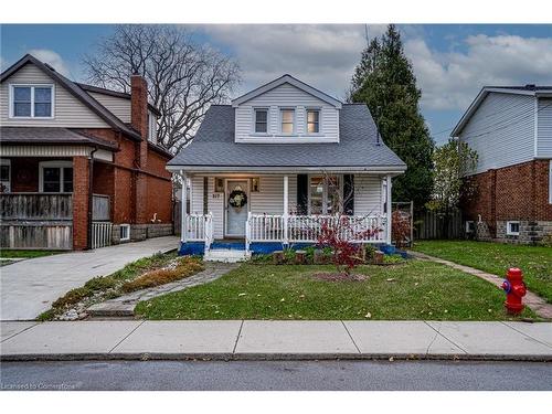 157 East 19Th Street, Hamilton, ON - Outdoor With Deck Patio Veranda