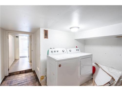 Basement-70 Lampman Crescent, Thorold, ON - Indoor Photo Showing Laundry Room