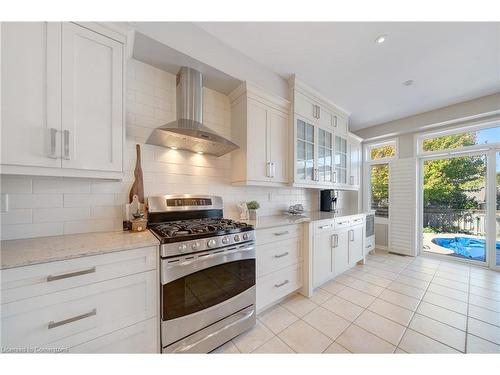 143 Valmont Street, Ancaster, ON - Indoor Photo Showing Kitchen