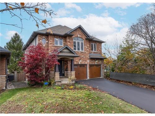 49 Conrad Place, Grimsby, ON - Outdoor With Facade