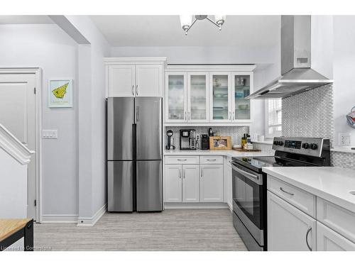 39 Durksen Drive, St. Catharines, ON - Indoor Photo Showing Kitchen