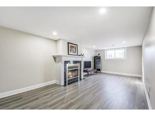 5014 Brady Avenue, Burlington, ON - Indoor With Fireplace