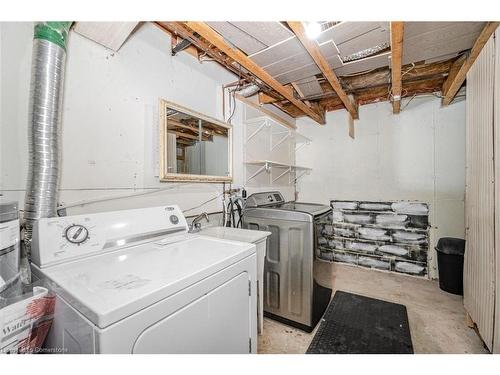 2-55 Blandford Street, Woodstock, ON - Indoor Photo Showing Laundry Room