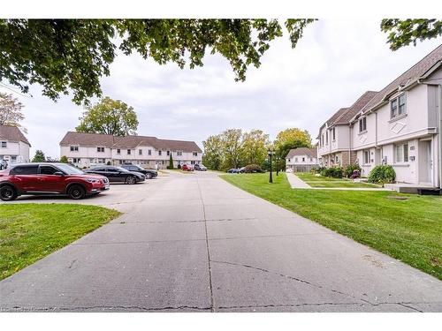 2-55 Blandford Street, Woodstock, ON - Outdoor