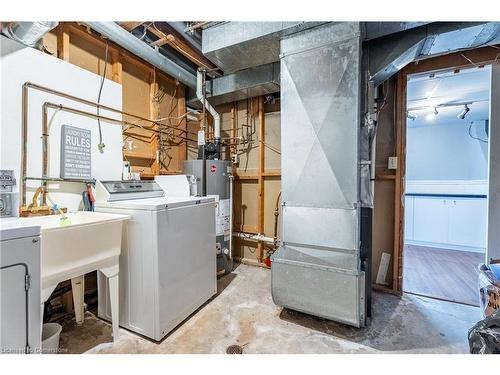 45 Woodland Drive, Welland, ON - Indoor Photo Showing Laundry Room