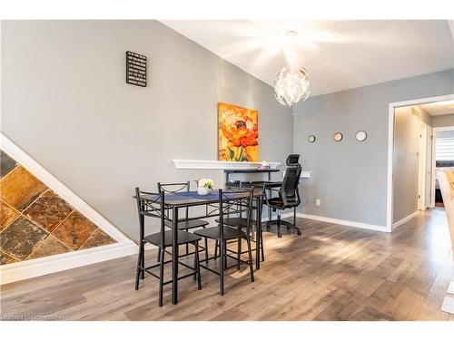 45 Woodland Drive, Welland, ON - Indoor Photo Showing Dining Room