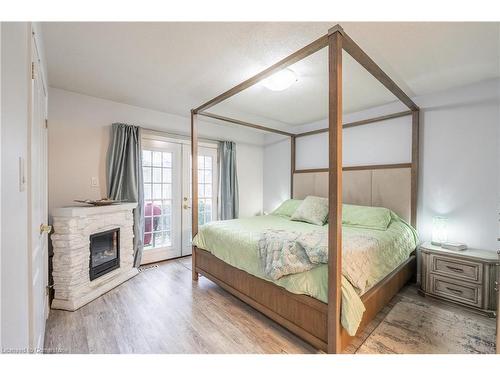 39 Spitfire Drive, Mount Hope, ON - Indoor Photo Showing Bedroom