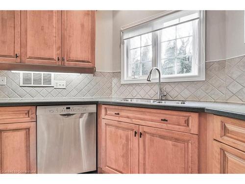 2514 Nicklaus Court, Burlington, ON - Indoor Photo Showing Kitchen With Double Sink