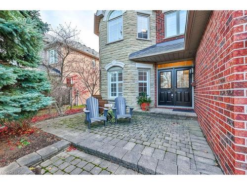 2514 Nicklaus Court, Burlington, ON - Outdoor