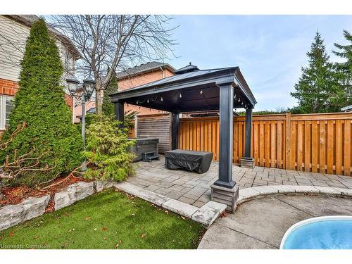 2514 Nicklaus Court, Burlington, ON - Outdoor