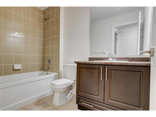 206-2393 Bronte Road, Oakville, ON - Indoor Photo Showing Bathroom