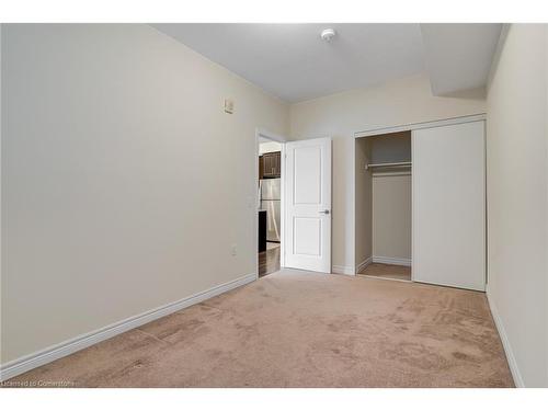 206-2393 Bronte Road, Oakville, ON - Indoor Photo Showing Other Room