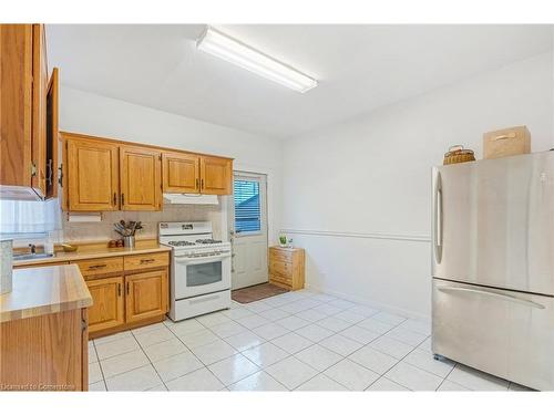 528 Hughson Street N, Hamilton, ON - Indoor Photo Showing Kitchen