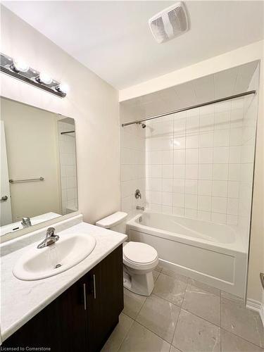 160 Sonoma Lane, Stoney Creek, ON - Indoor Photo Showing Bathroom