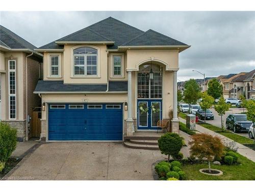 97 Chartwell Circle, Hamilton, ON 