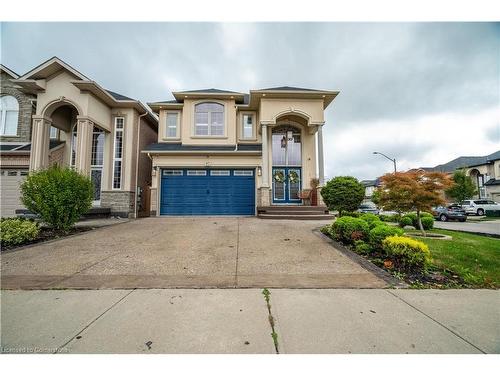 97 Chartwell Circle, Hamilton, ON - Outdoor With Facade