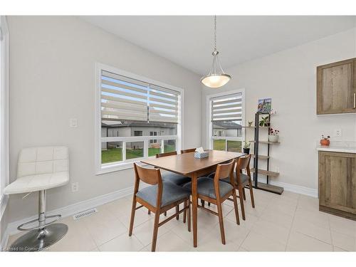 895 Burwell Street, Fort Erie, ON - Indoor Photo Showing Dining Room