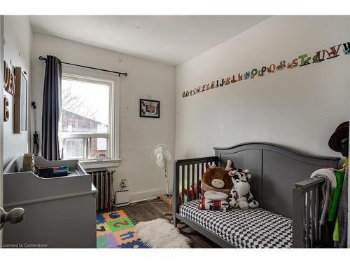 95 Rogers Road, Toronto, ON - Indoor Photo Showing Bedroom