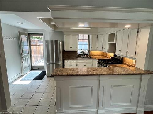 146 Cumberland Avenue, Hamilton, ON - Indoor Photo Showing Kitchen With Double Sink