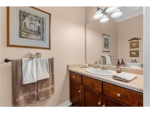 35 Oldmill Road, Ancaster, ON - Indoor Photo Showing Bathroom