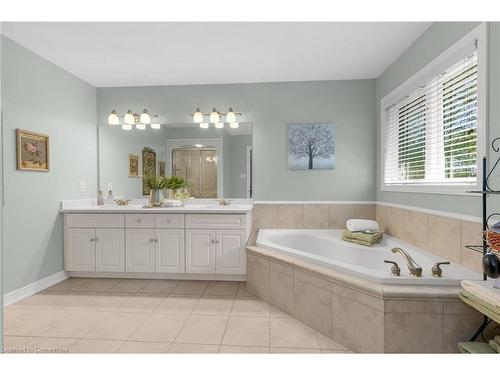 35 Oldmill Road, Ancaster, ON - Indoor Photo Showing Bathroom