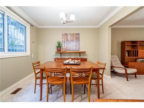 3 San Paulo Drive, Hamilton, ON - Indoor Photo Showing Dining Room