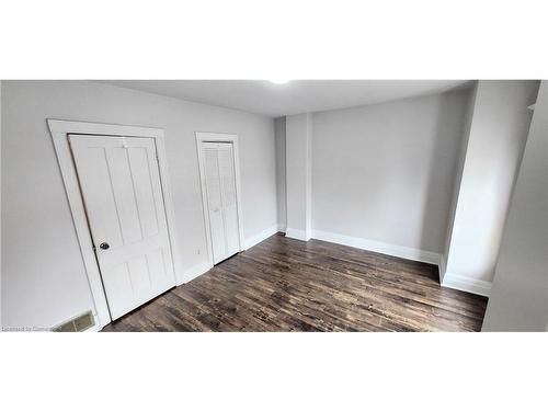 154 Park Street N, Hamilton, ON - Indoor Photo Showing Other Room