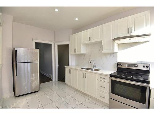 154 Park Street N, Hamilton, ON - Indoor Photo Showing Kitchen With Double Sink