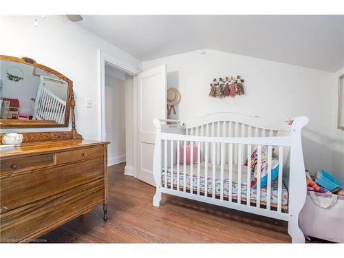 529 Forks Road, Welland, ON - Indoor Photo Showing Bedroom