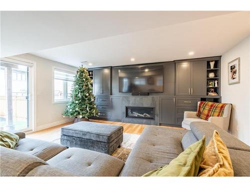 4073 Thomas Street, Beamsville, ON - Indoor Photo Showing Living Room With Fireplace