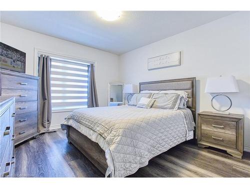 59-575 Woodward Avenue, Hamilton, ON - Indoor Photo Showing Bedroom