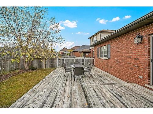 4531 Frances Crescent, Beamsville, ON - Outdoor With Deck Patio Veranda With Exterior