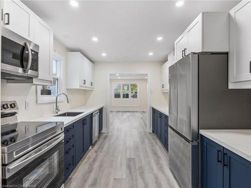 1 Exeter Avenue, Welland, ON - Indoor Photo Showing Kitchen With Stainless Steel Kitchen With Upgraded Kitchen