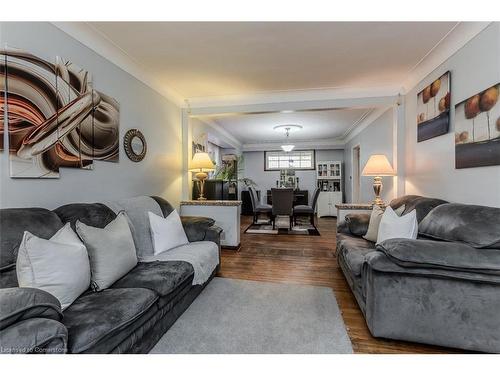 49 Tisdale Street S, Hamilton, ON - Indoor Photo Showing Living Room