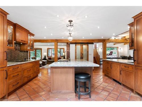 1194 Stirling Drive, Oakville, ON - Indoor Photo Showing Kitchen