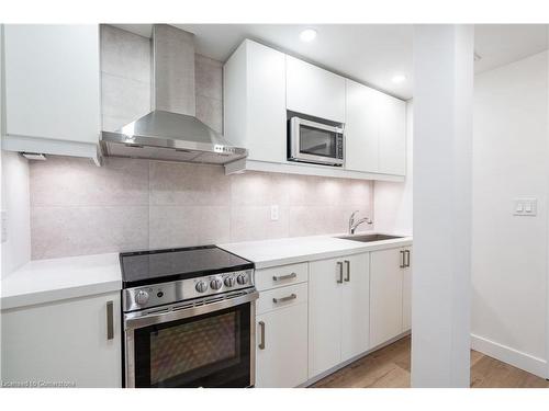 13 - Ll-2273 Turnberry Road, Burlington, ON - Indoor Photo Showing Kitchen