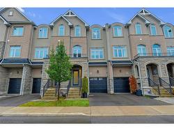 46 Borers Creek Circle  Waterdown, ON L8B 1W3