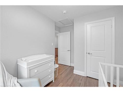 46 Borers Creek Circle, Waterdown, ON - Indoor Photo Showing Bedroom