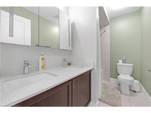 46 Borers Creek Circle, Waterdown, ON - Indoor Photo Showing Bathroom