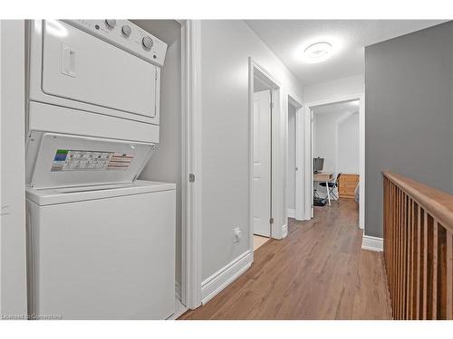 46 Borers Creek Circle, Waterdown, ON - Indoor Photo Showing Laundry Room