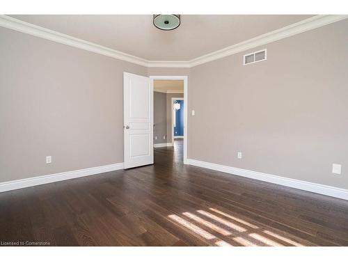 35 Holkham Avenue, Ancaster, ON - Indoor Photo Showing Other Room