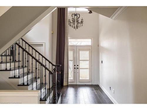 35 Holkham Avenue, Ancaster, ON - Indoor Photo Showing Other Room