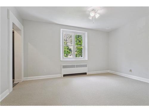 2336 Mountainside Drive, Burlington, ON - Indoor Photo Showing Other Room