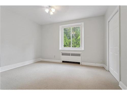 2336 Mountainside Drive, Burlington, ON - Indoor Photo Showing Other Room