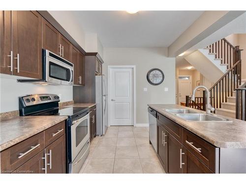 42 Oakhaven Place, Ancaster, ON - Indoor Photo Showing Kitchen With Stainless Steel Kitchen With Double Sink