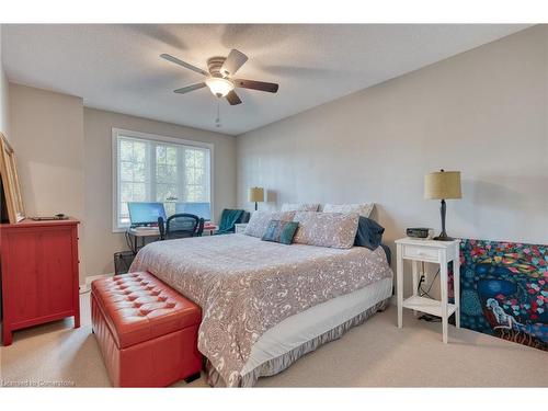 42 Oakhaven Place, Ancaster, ON - Indoor Photo Showing Bedroom