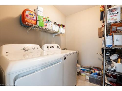 42 Oakhaven Place, Ancaster, ON - Indoor Photo Showing Laundry Room